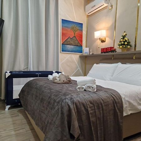 Apartamento La Dimora Nei Presepi In San Gregorio Nápoles Exterior foto