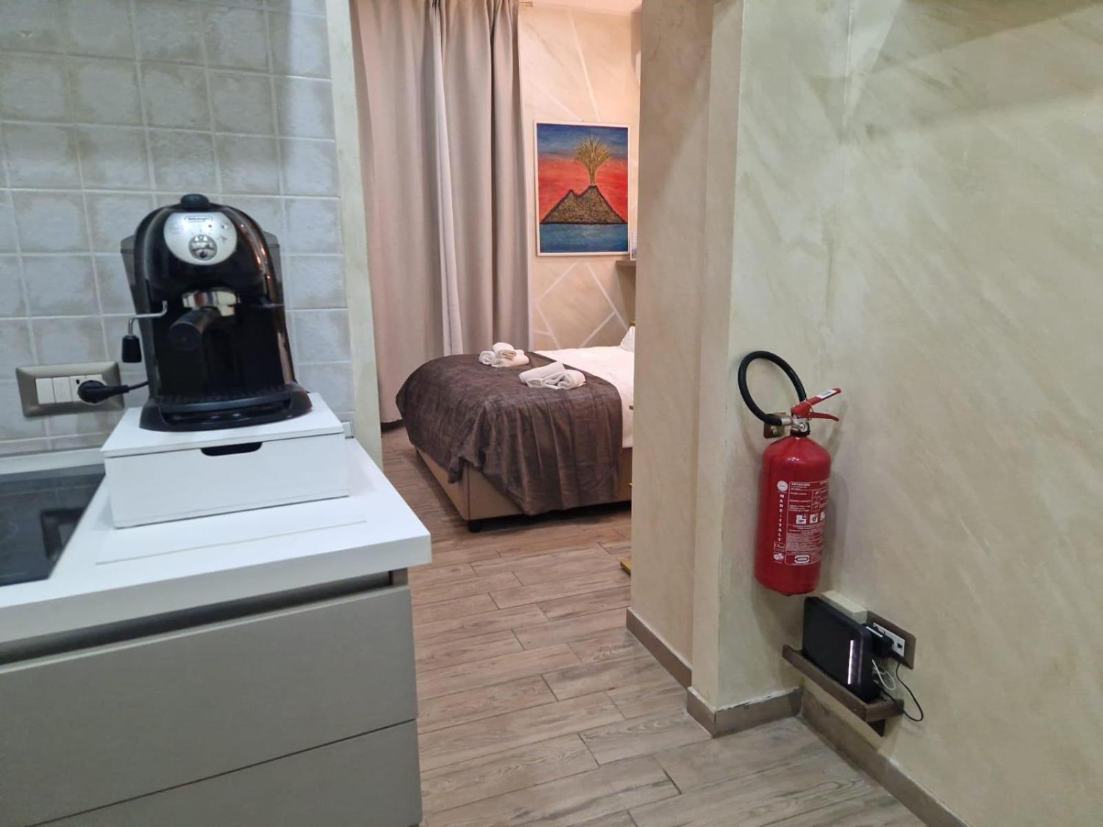 Apartamento La Dimora Nei Presepi In San Gregorio Nápoles Exterior foto